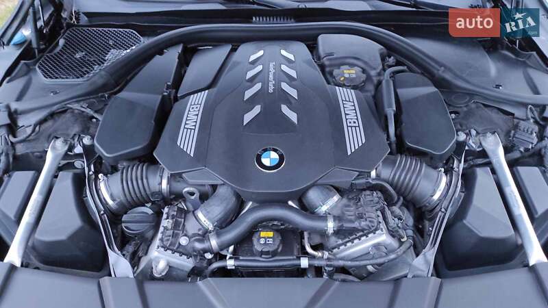 Седан BMW 7 Series 2019 в Нетішині