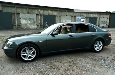 Седан BMW 7 Series 2005 в Александровке