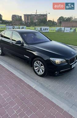 Седан BMW 7 Series 2009 в Львове