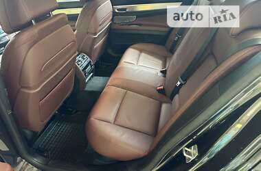 Седан BMW 7 Series 2013 в Ровно