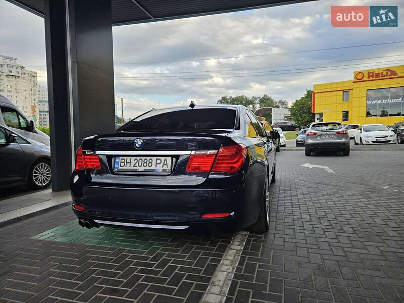 Седан BMW 7 Series 2009 в Одесі