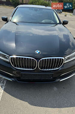 Седан BMW 7 Series 2018 в 