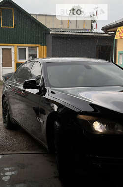 Седан BMW 7 Series 2010 в Яремче