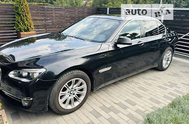 Седан BMW 7 Series 2014 в Виннице