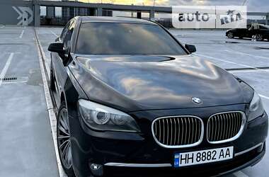 Седан BMW 7 Series 2010 в Виннице