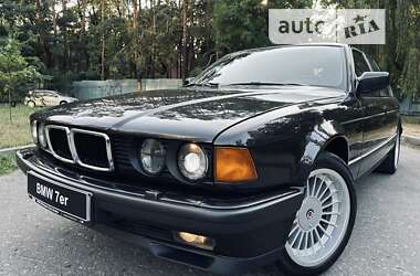 Седан BMW 7 Series 1992 в Киеве