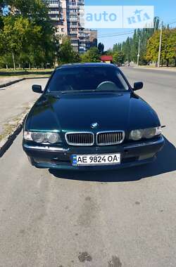 Седан BMW 7 Series 1999 в Дніпрі