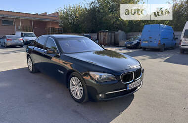 Седан BMW 7 Series 2011 в Виннице