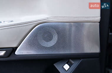 Седан BMW 7 Series 2015 в 