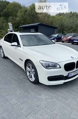 Седан BMW 7 Series 2013 в Чернівцях