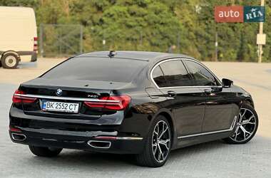 Седан BMW 7 Series 2016 в Ровно