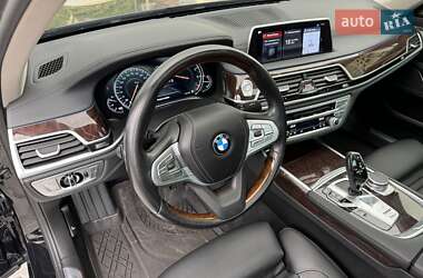 Седан BMW 7 Series 2016 в Ровно