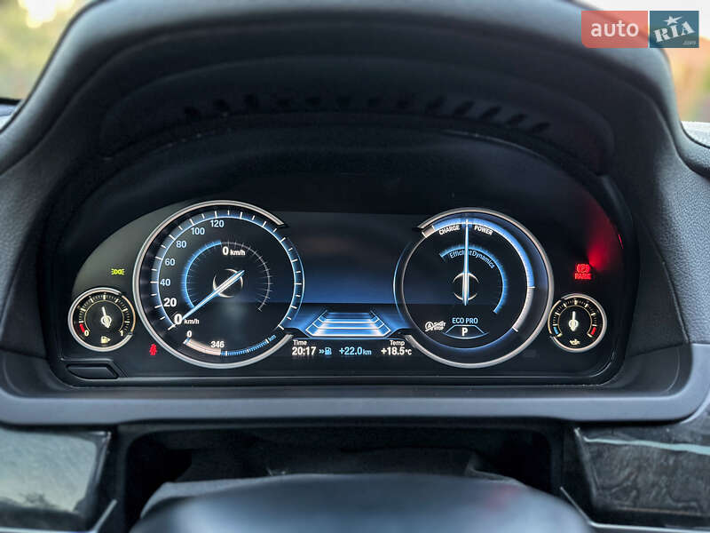 Седан BMW 7 Series 2013 в Чернівцях