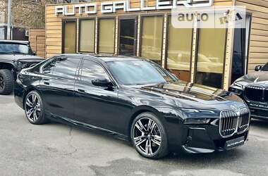 Седан BMW 7 Series 2023 в Киеве