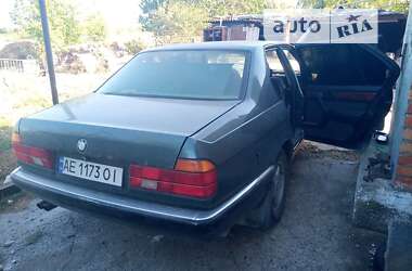 Седан BMW 7 Series 1988 в Дніпрі