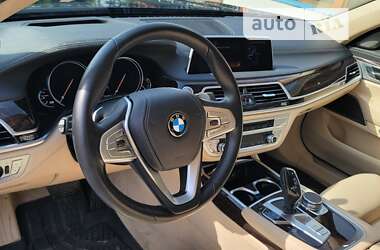 Седан BMW 7 Series 2017 в Киеве