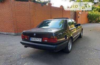 Седан BMW 7 Series 1987 в Одесі