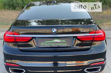 Седан BMW 7 Series 2017 в Киеве