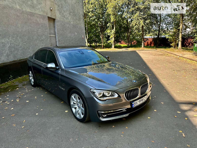 Седан BMW 7 Series 2014 в Шепетівці