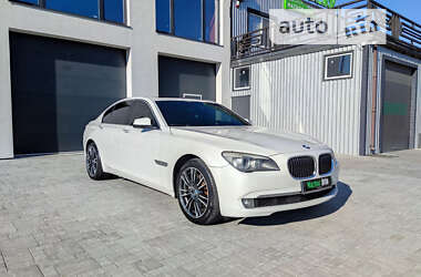 Седан BMW 7 Series 2011 в Тячеве