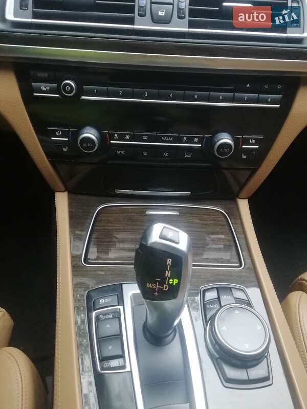 Седан BMW 7 Series 2013 в Львове фото 30 Седан BMW 7 Series 2013 в Львове