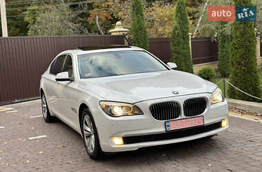 Седан BMW 7 Series 2011 в Косові