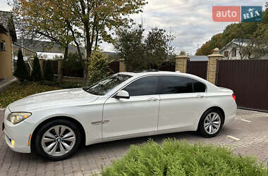 Седан BMW 7 Series 2011 в Косові