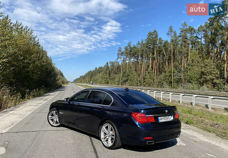 Седан BMW 7 Series 2010 в Житомире