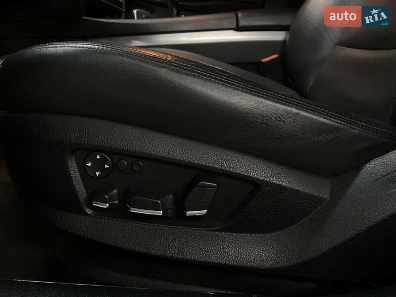 Седан BMW 7 Series 2010 в Житомире