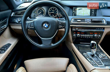 Седан BMW 7 Series 2011 в Одессе