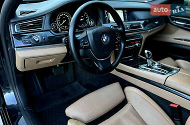 Седан BMW 7 Series 2011 в Одессе