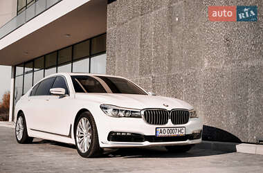 Седан BMW 7 Series 2016 в 
