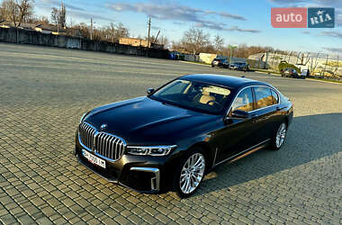 Седан BMW 7 Series 2017 в Львове