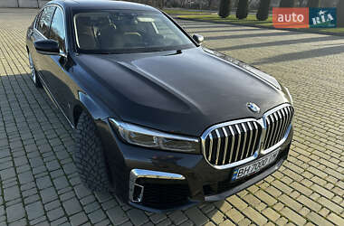 Седан BMW 7 Series 2017 в Львове