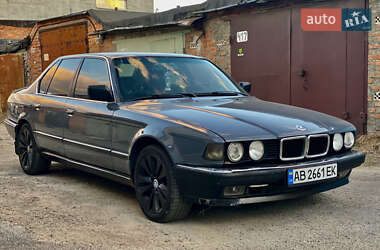 Седан BMW 7 Series 1993 в Виннице