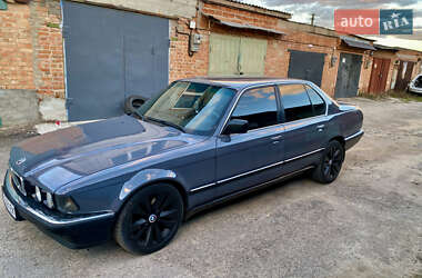 Седан BMW 7 Series 1993 в Виннице