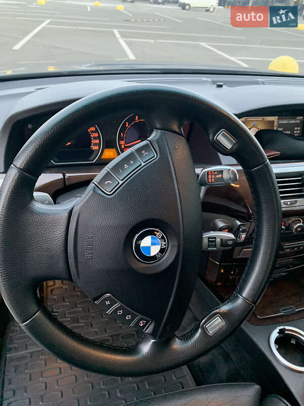 Седан BMW 7 Series 2006 в Киеве
