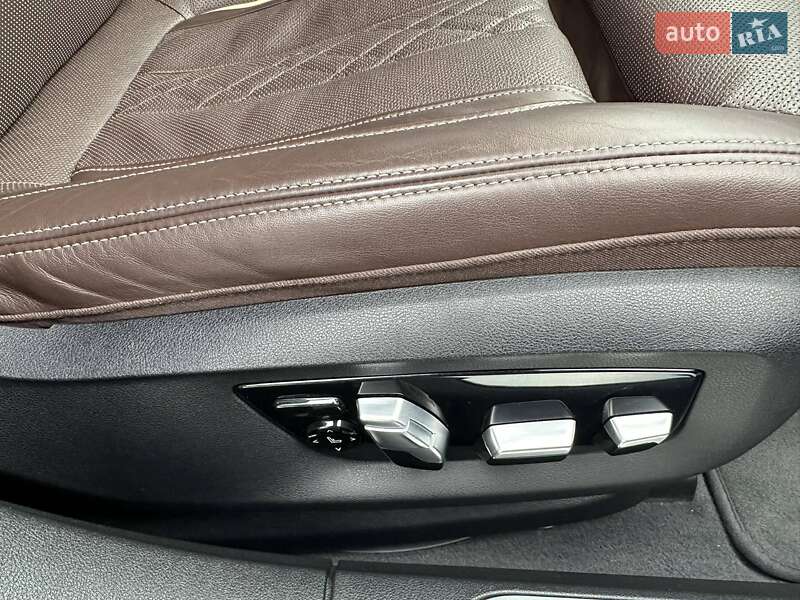 Седан BMW 7 Series 2017 в Виннице