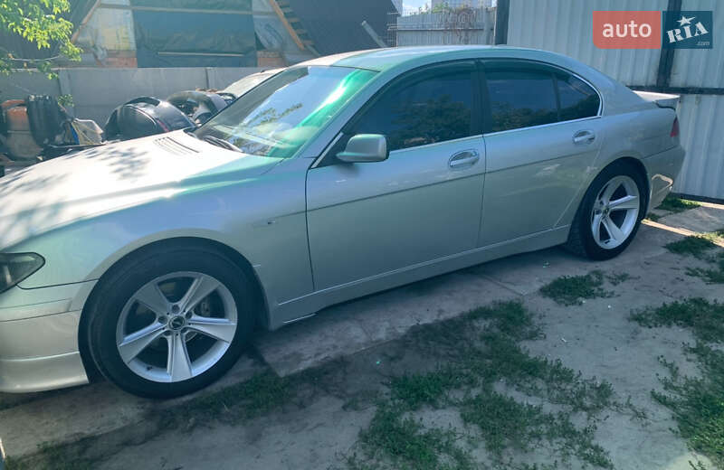 Седан BMW 7 Series 2004 в Киеве