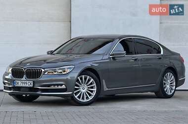 Седан BMW 7 Series 2016 в Сарнах