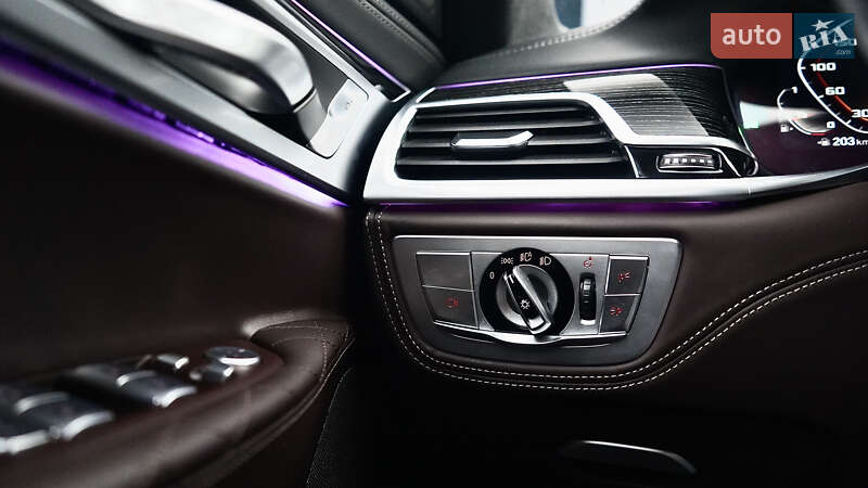 Седан BMW 7 Series 2022 в Львові фото 27 Седан BMW 7 Series 2022 в Львові