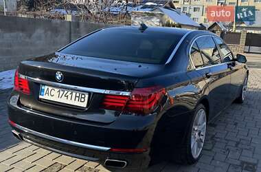 Седан BMW 7 Series 2014 в Черновцах