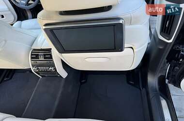 Седан BMW 7 Series 2014 в Черновцах
