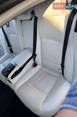 Седан BMW 7 Series 2014 в Черновцах