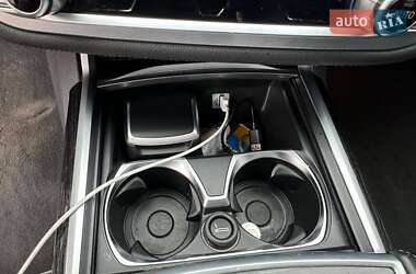 Седан BMW 7 Series 2016 в 