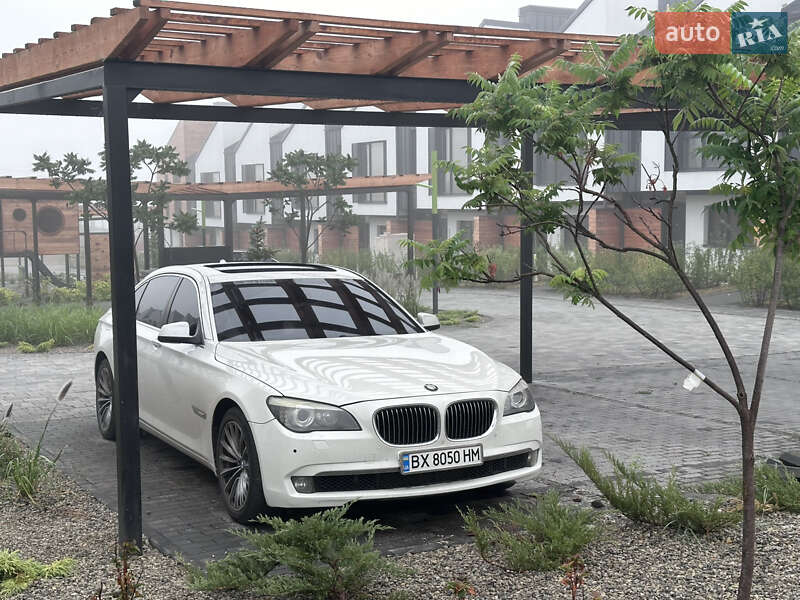 BMW 7 Series 2010
