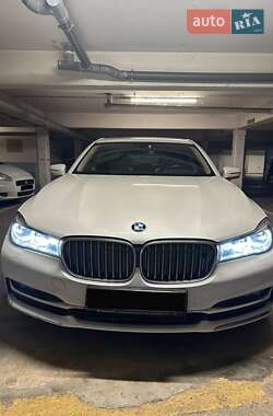 Седан BMW 7 Series 2017 в Киеве