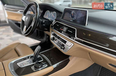 Седан BMW 7 Series 2016 в Дніпрі