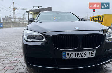 Седан BMW 7 Series 2014 в Мукачевому