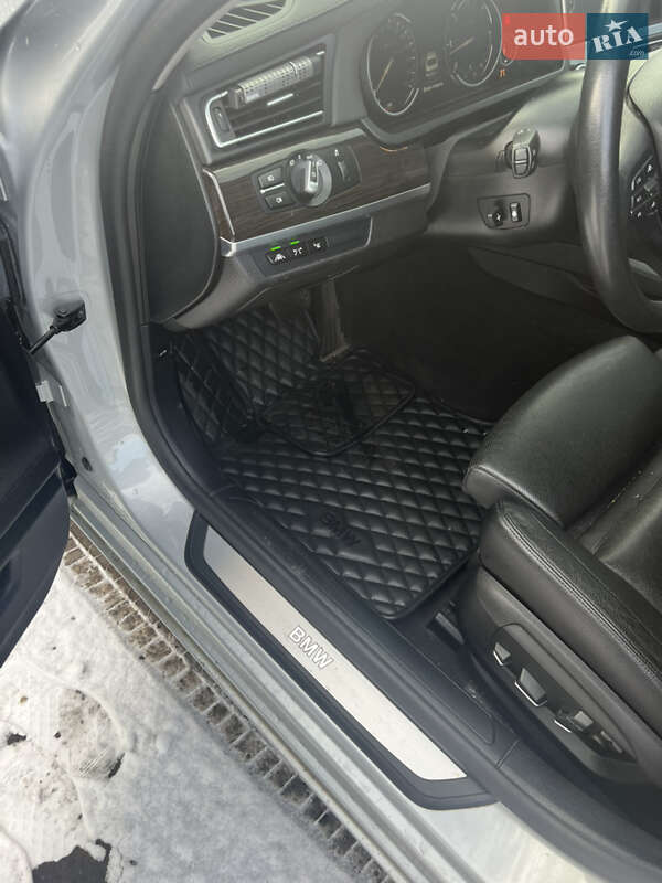 Седан BMW 7 Series 2014 в Житомире